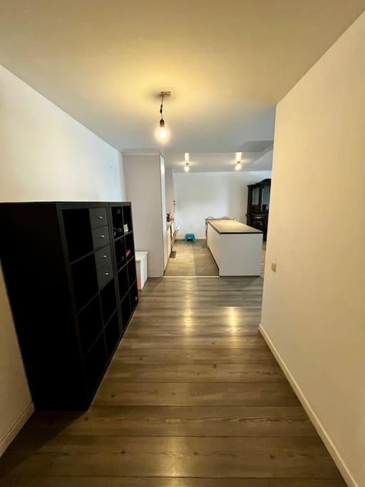 Big Apartment With Parking In Antwerp Luaran gambar