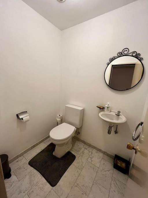 Big Apartment With Parking In Antwerp Luaran gambar