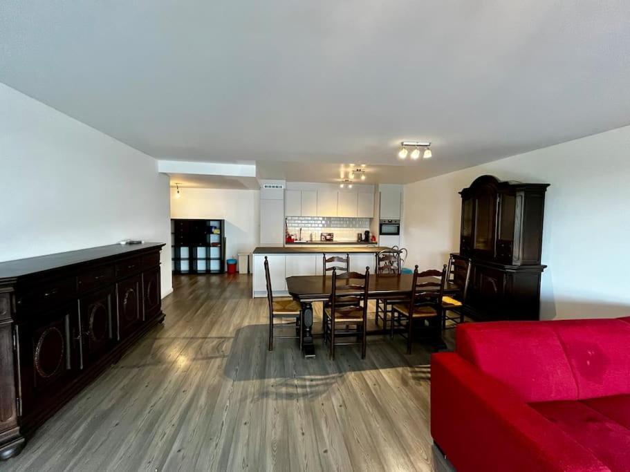 Big Apartment With Parking In Antwerp Luaran gambar