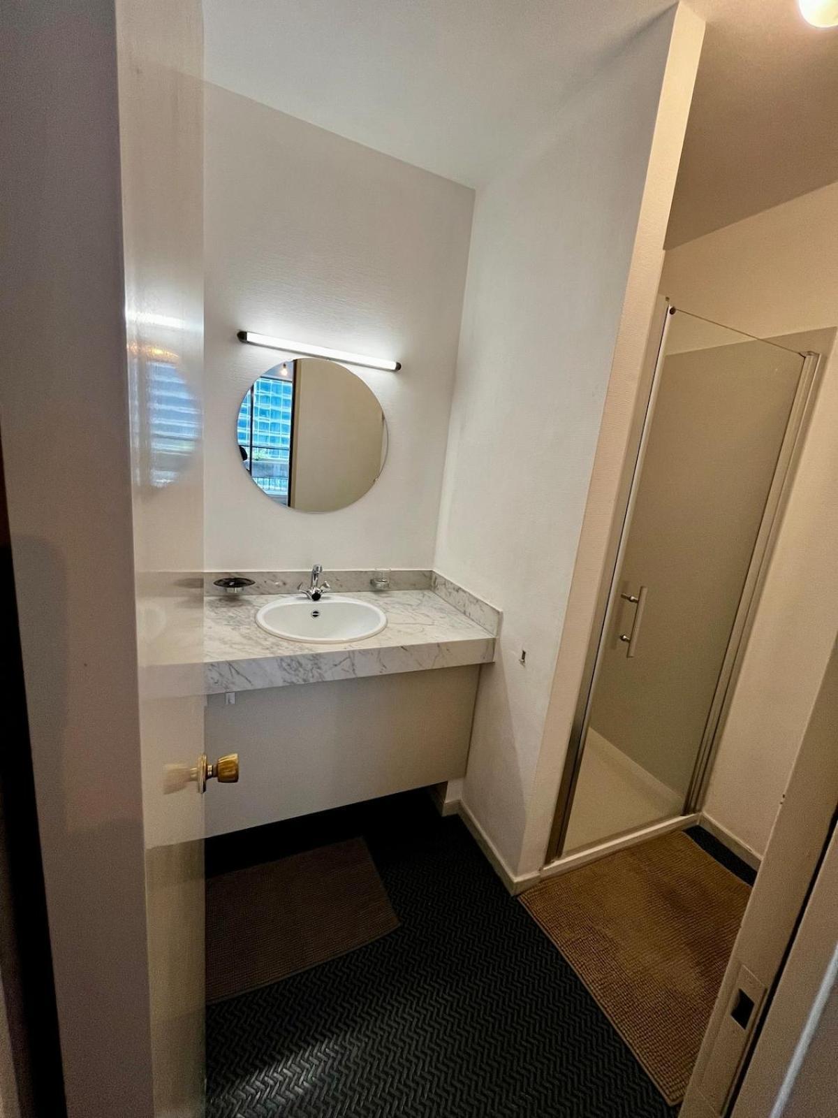 Big Apartment With Parking In Antwerp Luaran gambar
